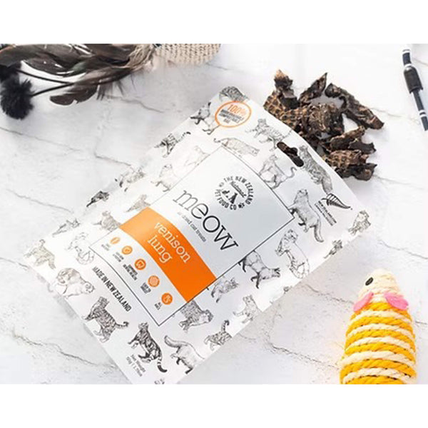 The New Zealand Natural Pet Food Co. MEOW Air Dried Cat Treats Venison Lung Poured Out