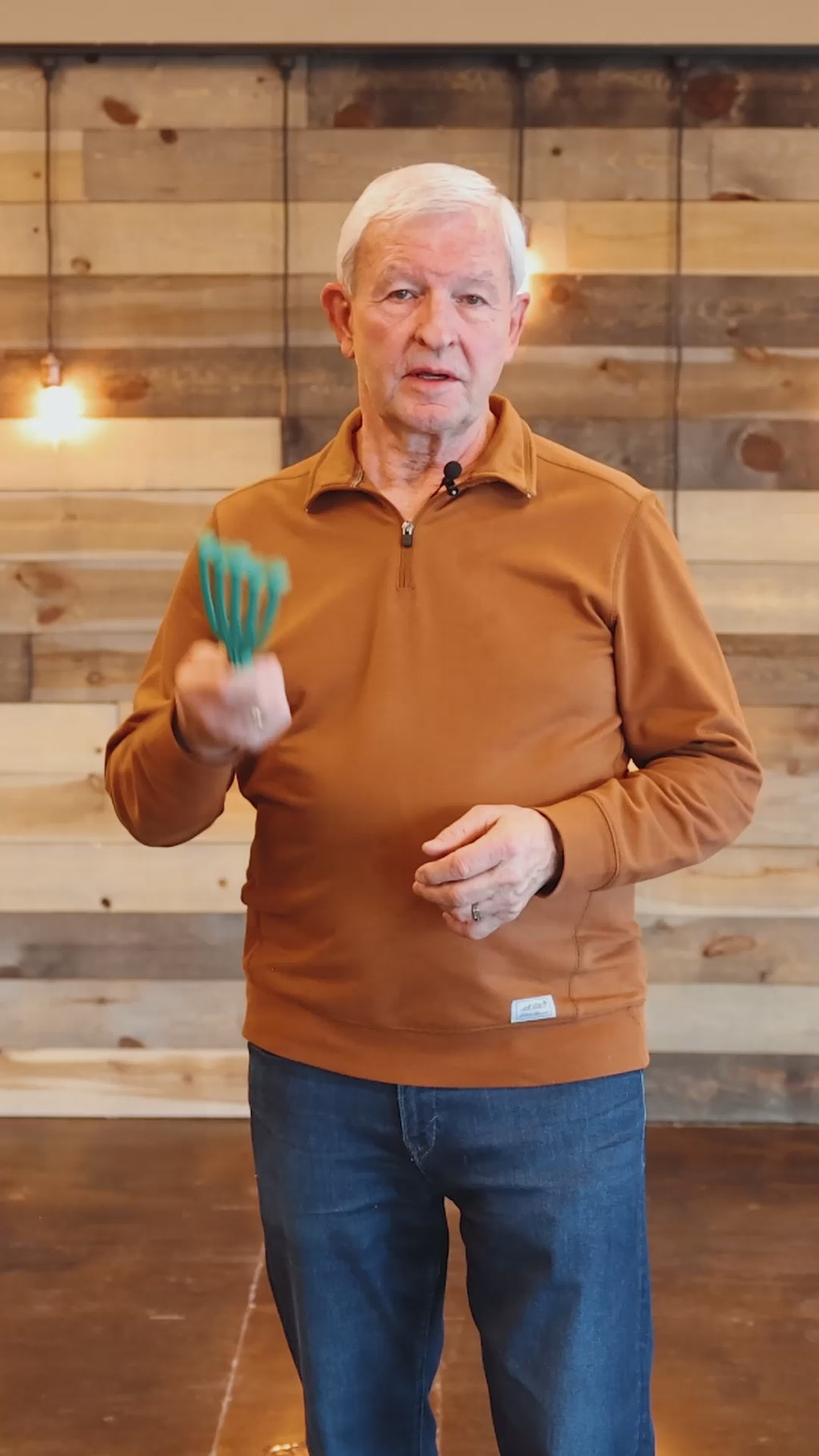 PetKORE GroomRaker Cat Deshedding Tool features and benefits video